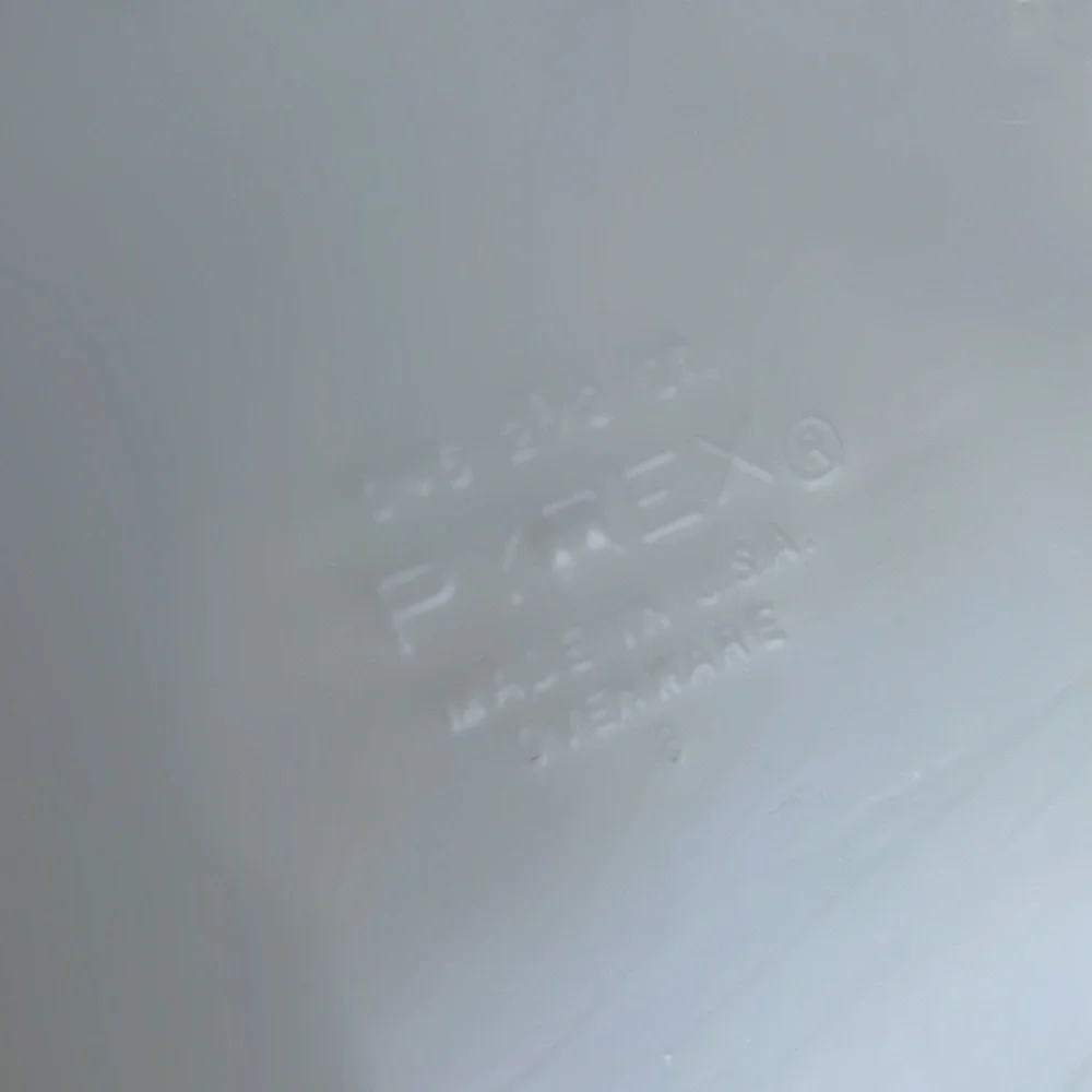 Pyrex Butterfly - Picture 3 of 3